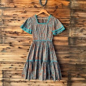 VINTAGE | Handmade Brown Floral Tiered Dress with Turquoise Trim S